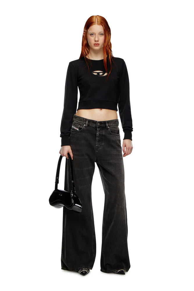 Cropped sweatshirt with cut-out logo