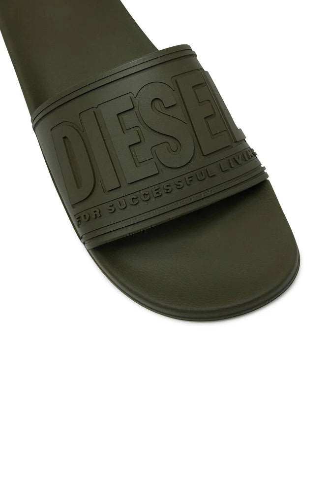 Sa-Mayemi-Pool slides with 3D logo