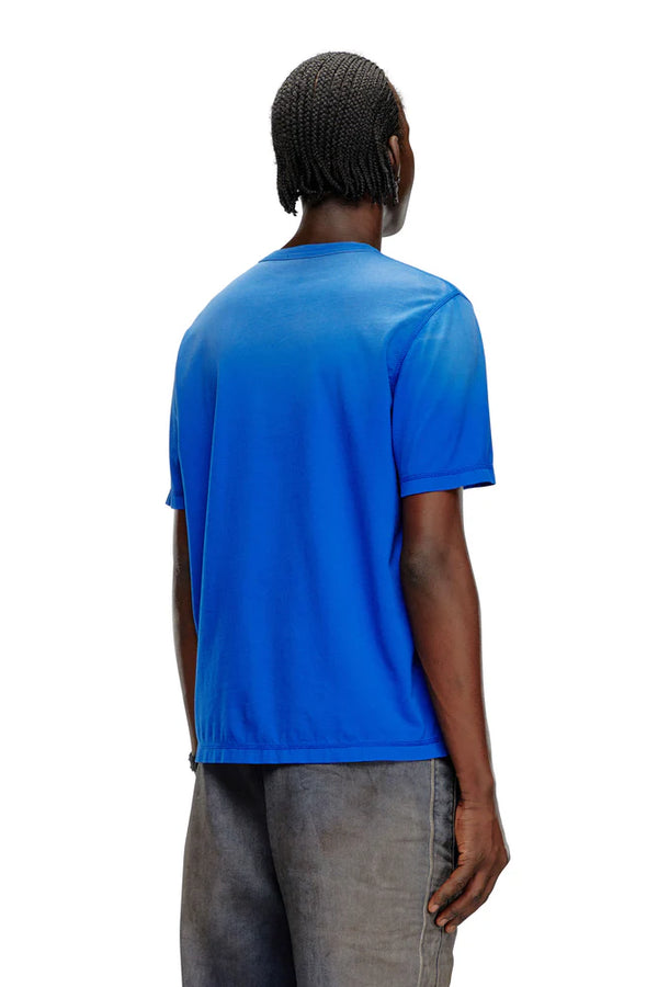 T-shirt with sun-faded treatment