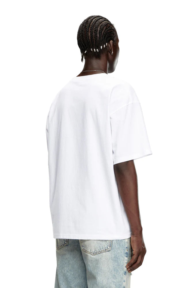 T-shirt with jacquard logo patch