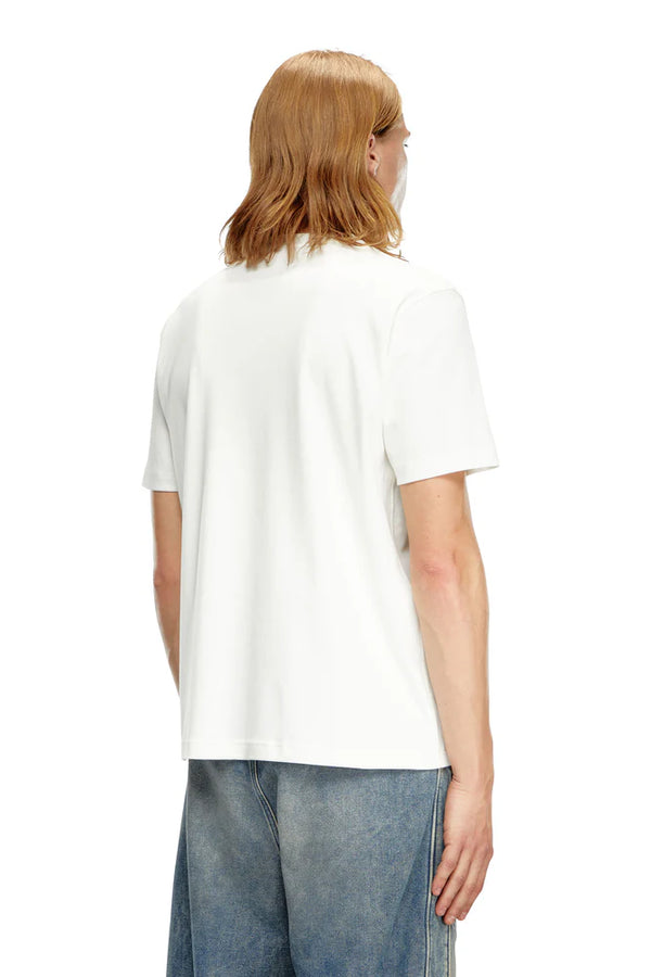 T-shirt with Oval D patch