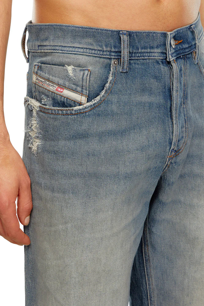 Regular Jeans - 2023 D-Finitive