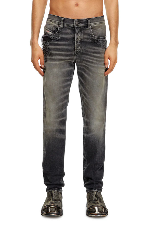 Regular Jeans - 2023 D-Finitive