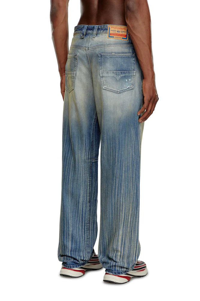Relaxed Jeans - 2001 D-Macro