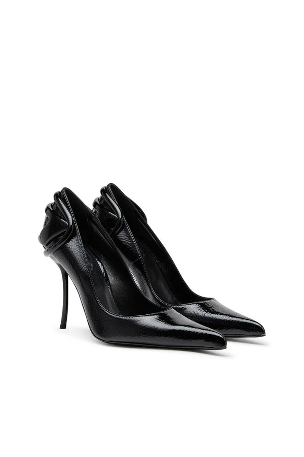D-Ten&Half-Glossy pumps with curved heel