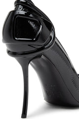 D-Ten&Half-Glossy pumps with curved heel