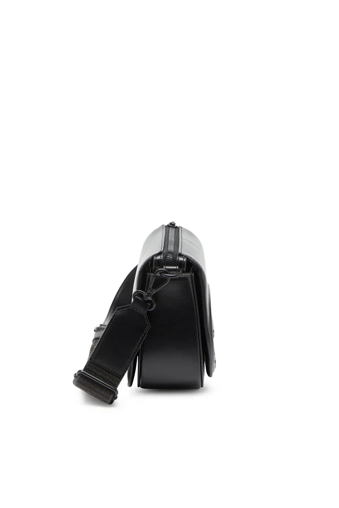 1DR-Camera bag in premium leather