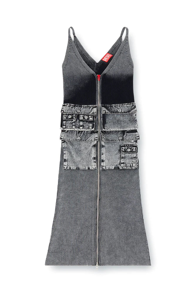 Knit midi dress with contrast pockets