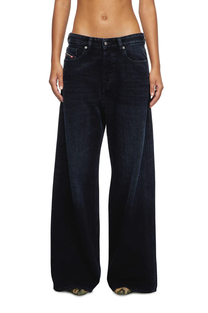 Relaxed Jeans - 1996 D-Sire