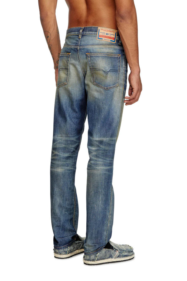 Regular Jeans - 2023 D-Finitive