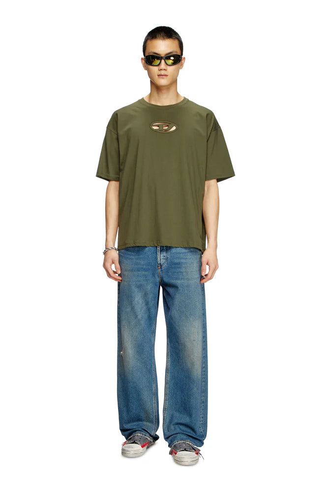 T-shirt with embroidered Oval D
