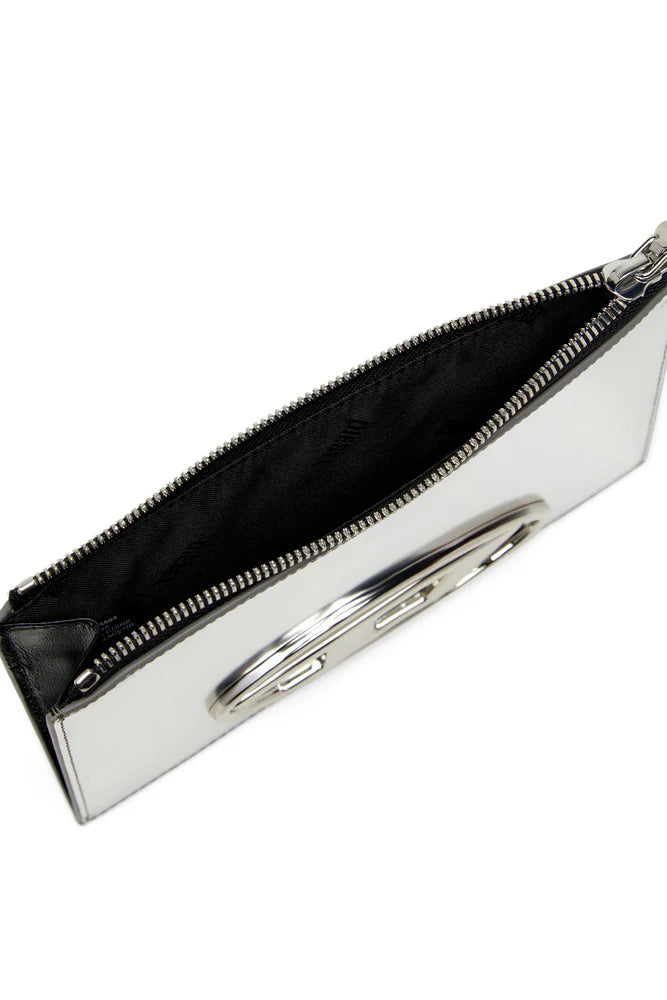 Zipped pouch in mirror leather