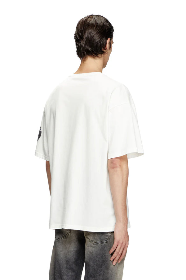 T-shirt with large gabardine patch logo