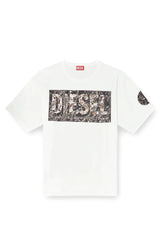 T-shirt with large gabardine patch logo