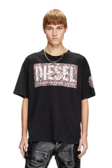 T-shirt with large gabardine patch logo