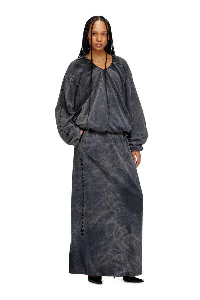 Balloon-shaped maxi skirt