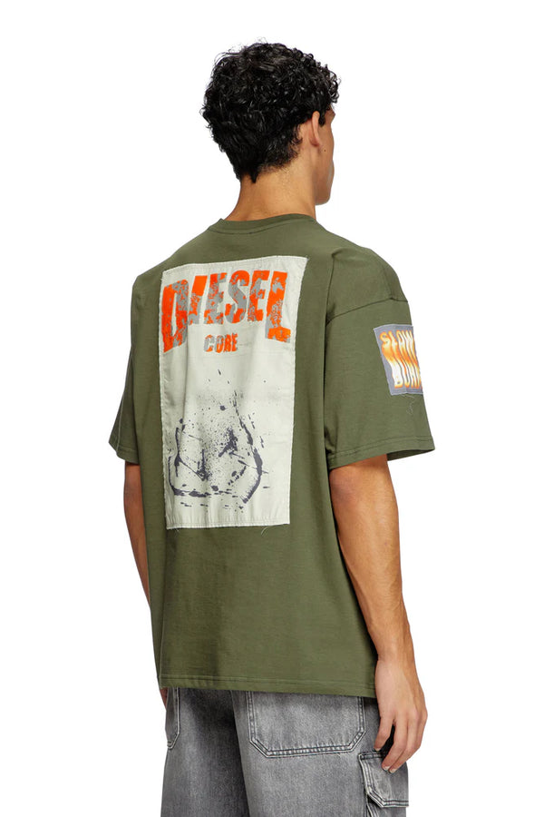 T-shirt with patch detail
