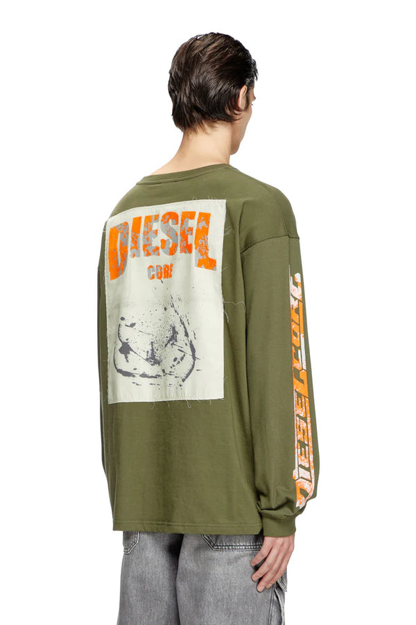 Long-sleeve T-shirt with graphic patches