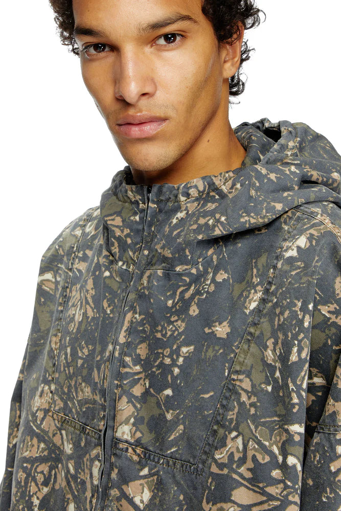 Hooded jacket with camo print