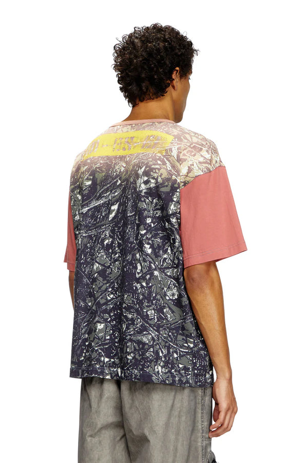T-shirt with glitch camo print