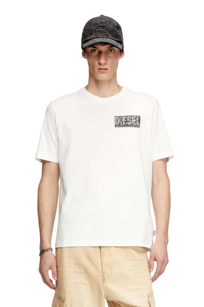 T-shirt with gabardine patch logo