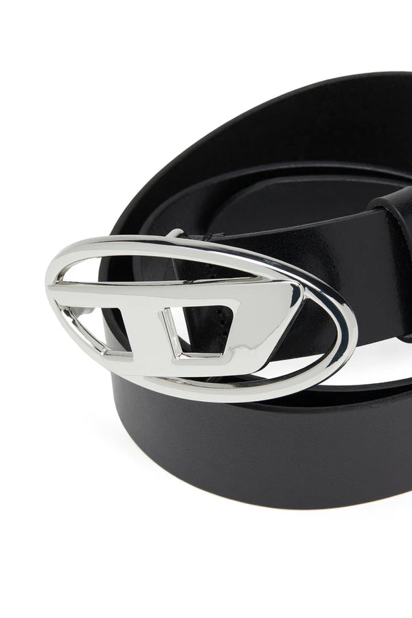 Belt with D logo buckle