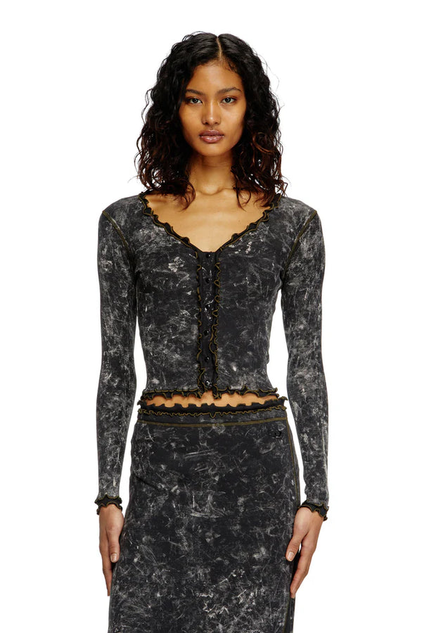 Marbled buttoned top with ruffles