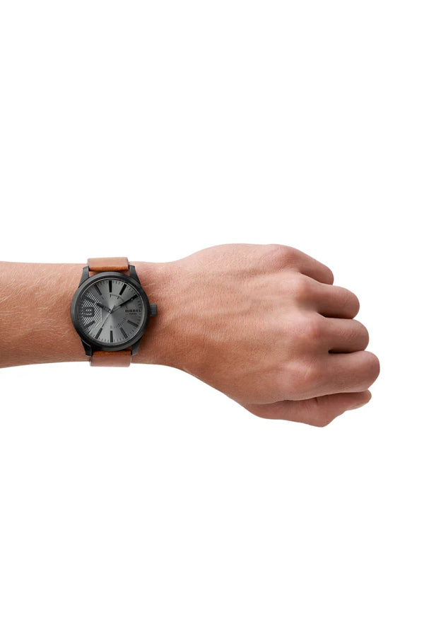 Rasp watch with brown leather strap