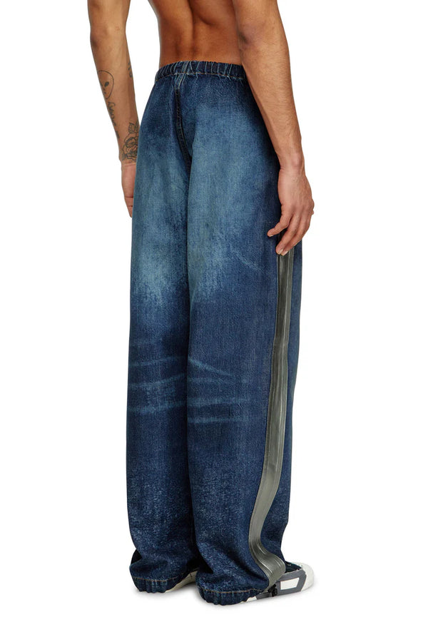 Relaxed Jeans - D-Martial