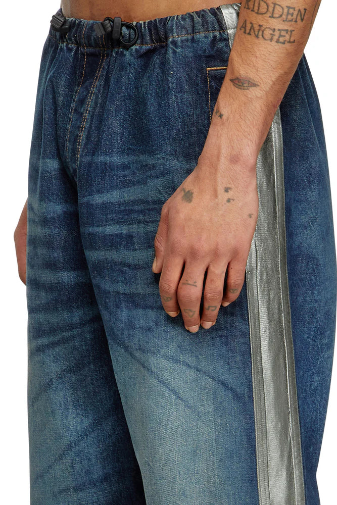 Relaxed Jeans - D-Martial