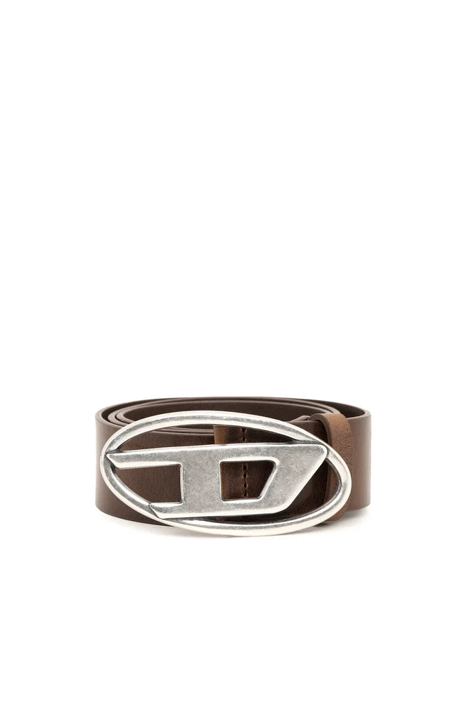 Leather belt with D buckle