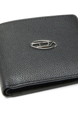 Bi-fold wallet in grainy leather