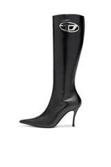 D-Venus-Leather boots with oval D plaque